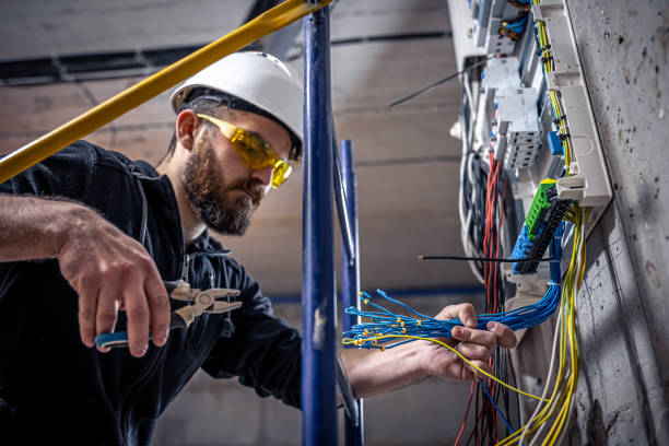 Best Local Electrician Companies  in West Hattiesburg, MS
